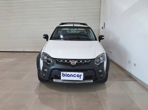 Imagem 6 de 8 de Fiat Strada 1.8 Mpi Adventure Ce 16v Flex 2p Manual