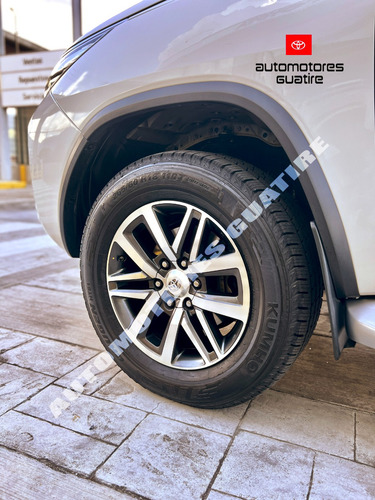 Toyota Fortuner Vx-r+