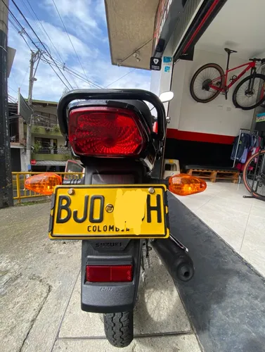 Suzuki Ax4