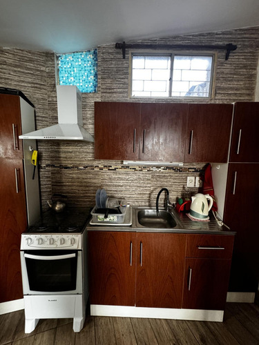 Venta Casa 1 Dormitorio Amoblada Con Renta Anual Ideal Inversion - Floresta Sur