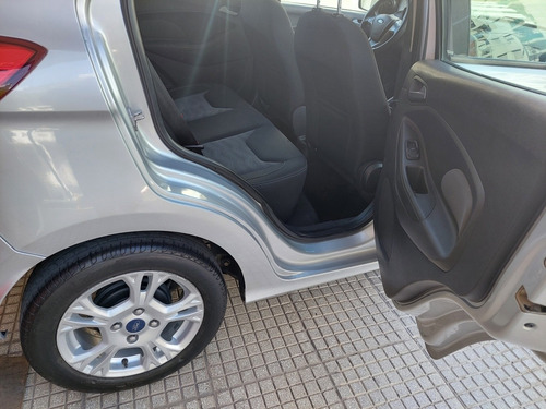 Imagen 11 de 16 de Ford Ka 2017 1.5 Sel 5 P 2017