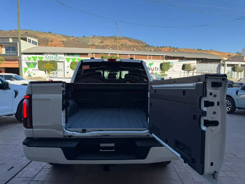 Ford Lobo Platinum Plus