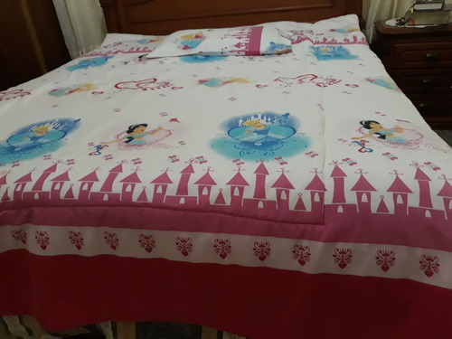 Cubrecama Para Niña Cama Individual Corazon Princesas Disney