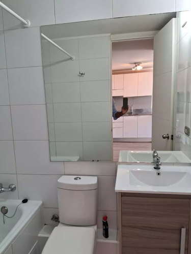 Impecable Departamento En Moderno Edificio A Pasos Alameda