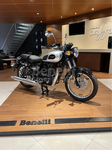 Imagen 9 de 15 de Benelli Imperiale 400