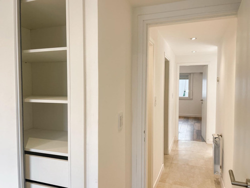 Casa En Venta - 4 Dormitorios 3 Baños - Cochera - 302,40mts2 - Mar Del Plata