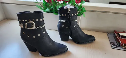 Poeme botines online