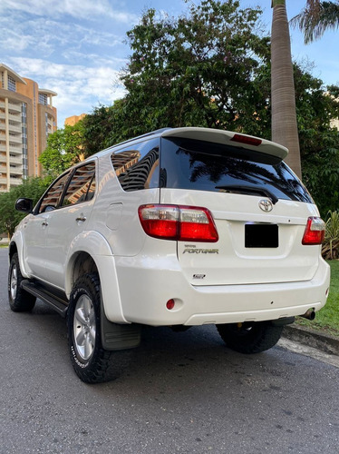 Imagen 4 de 13 de Toyota Fortuner