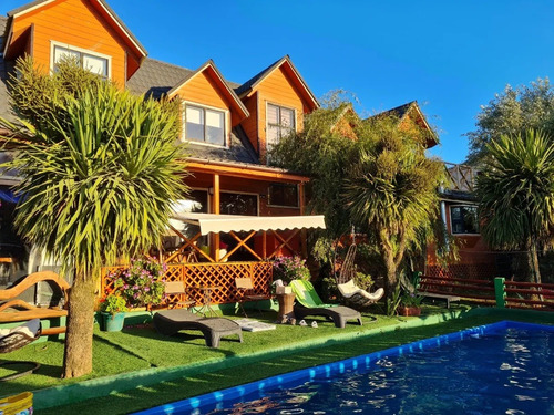 Casa En Ancud 400m2 Con Piscina Con Vista A La Ciudad