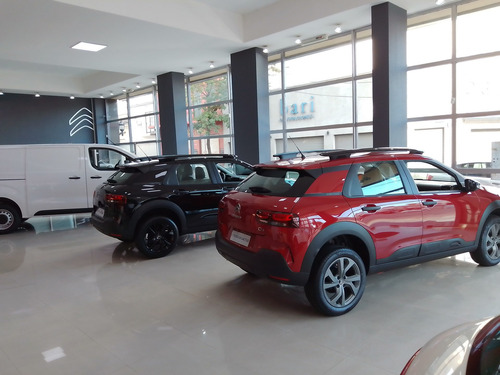 Imagen 8 de 15 de Citroën C4 Feel Pack Plus 115