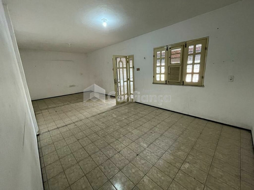 Imagem 4 de 9 de Prédio Comercial Com 02 Apartamentos À Venda No Bairro Henrique Jorge - Fortaleza/ce - 625