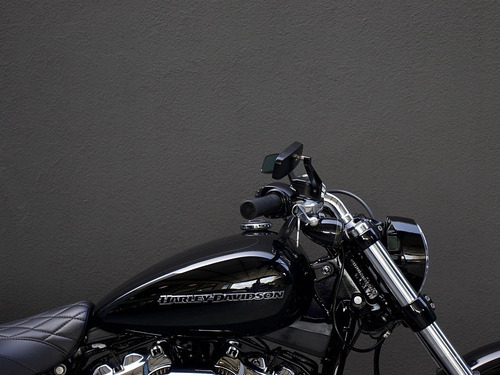 Imagem 2 de 9 de Harley Davidson Softail Breakout Fxbrs 114
