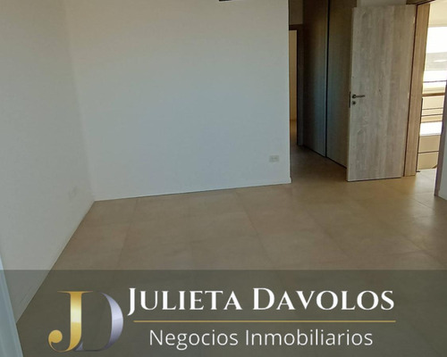 Casa A La Laguna En Venta 6 Ambientes En Puertos Del Lago Barrio Muelles-escobar-maschwitz