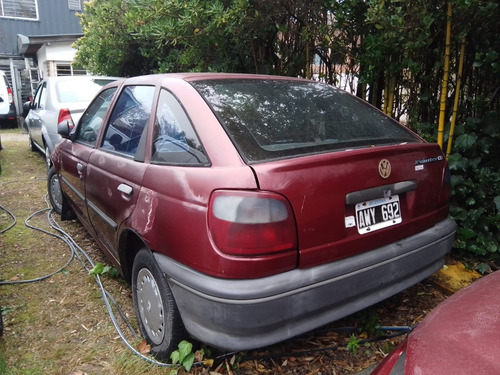 Volkswagen Pointer 1.8 Gli