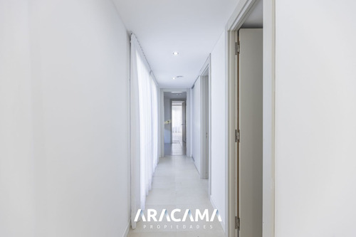 Casa En Venta En Brickland - Canning