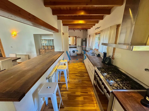 Venta De Casa En Arelauquen - Bariloche -