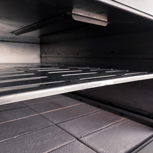 Imagen 5 de 10 de Horno Alta Eficiencia A Leña Cap 2 Lechones Vater Embutir