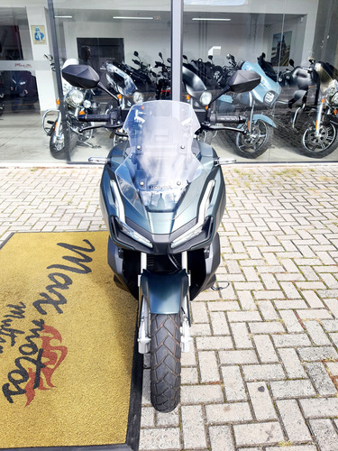 Honda Adv 150