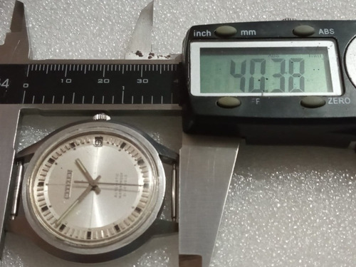 Reloj Citizen Automatico 60s Wuaterproof De Mica (Usado)