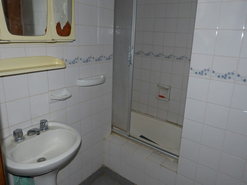 Imagen 11 de 13 de Venta Duplex 2 Dormitorios Villa Gesell Zona Centro
