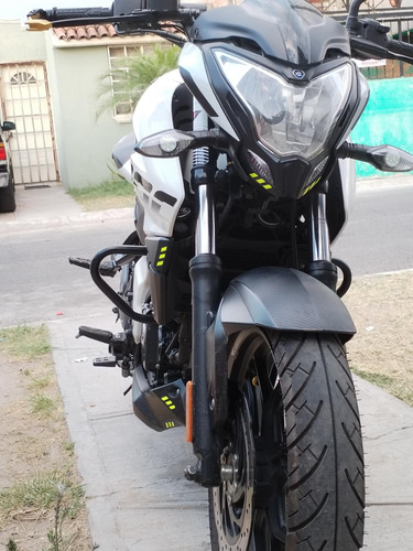 Pulsar Ns 200