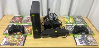 Consola Xbox 360 + Sensor Kinect + 2 Mandos + 10 Juegos