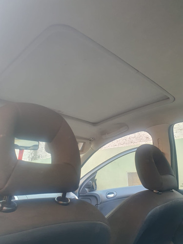 Peugeot 207 2.0 Sedan Xt Hdi