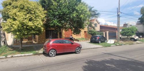Venta En Block, Casa De 5 Ambiente + Galpón De Loza