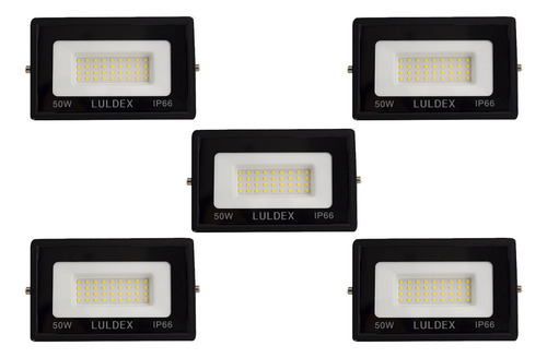 Reflector Led 50w Luz Blanca Fria Paquete 5 Piezas 110 Volts Carcasa Negro Luz Blanco Frío