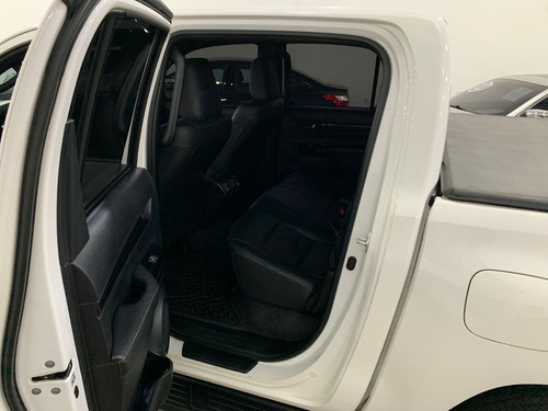 Imagem 14 de 19 de Toyota Hilux 2.8 Tdi Srx Cab Dupla 4x4 Aut (4 Pneus Novos)