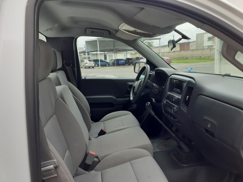 Imagen 10 de 10 de Chevrolet Silverado 2015 4.3 1500 Cab Reg V6/ Man Aa At