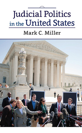 Libro Judicial Politics In The United States - Miller, Ma...