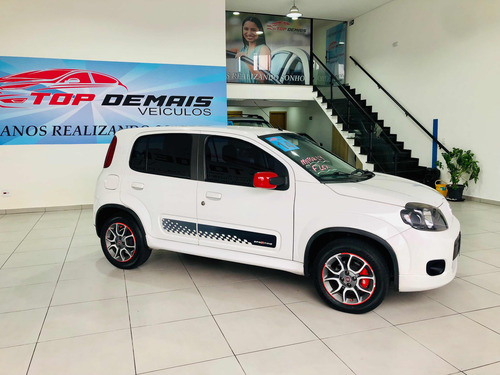 Fiat Uno 1.4 Sporting Flex 5p