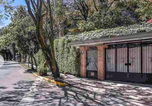 Casa En Venta En Bosque De Las Lomas