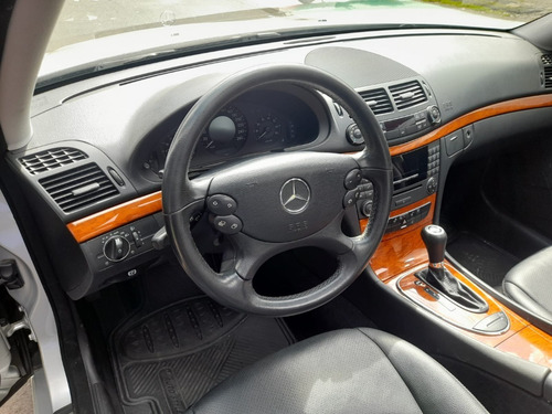 Imagen 12 de 14 de Mercedes Benz E200k
