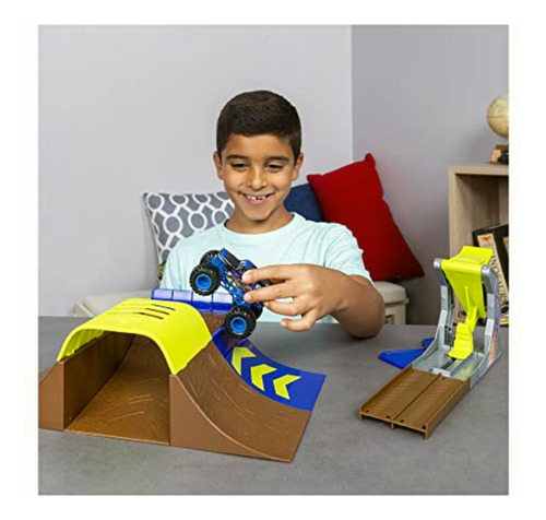 Monster Jam Set De Juego, Rampa Estilo Libre 1:64