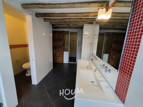 Casa En La Bajada. 5 Habitaciones, 2400 M², Id: 141852