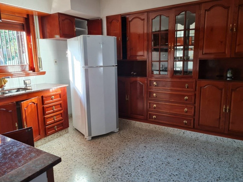 Imagen 18 de 30 de Chalet Impecable Estado Y Calidad De Construcción