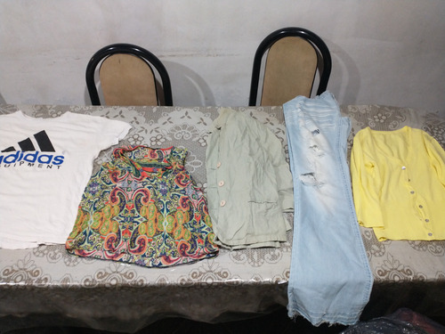 Lote De Ropa Ideal Feria Americana 54 Prendas Blanco (Usado)