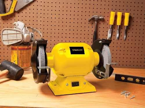 Imagen 6 de 6 de Esmeriladora de banco Stanley STGB3715 de 60 Hz color amarillo 373 W 120 V + accesorios