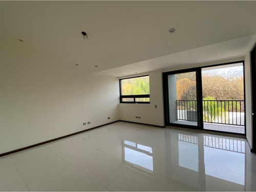 Imagen 7 de 12 de Casa Sola En Venta Residencial Y Club De Golf La Herradura