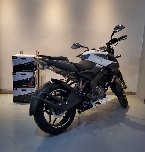 Bajaj Rouser Ns 200 - Panella Motos