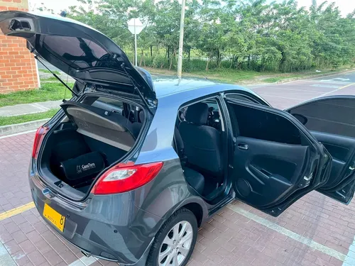Mazda 2 1.5 Hatchback Negociable!