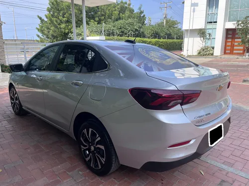 Chevrolet Onix 1.0T Premier Sedan At