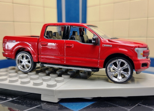 Priviet Trucks Ford F-150 Lariat 2018 Rojo Autoworld Hw 1