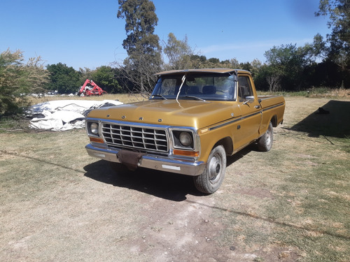 Ford F-100 3.9D Lujo