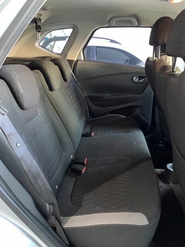 Imagen 12 de 14 de Renault Captur 2.0 Zen Les Automotores