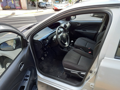 Toyota Etios 1.5 Sedan X 2018