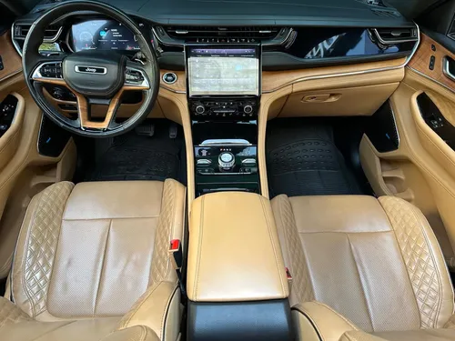 Jeep Grand Cherokee 5.7 V8 L Summit 4x4 At