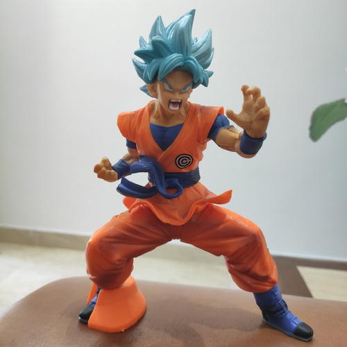 Action Figure Goku Deus Super Saiyajin Dragon Ball